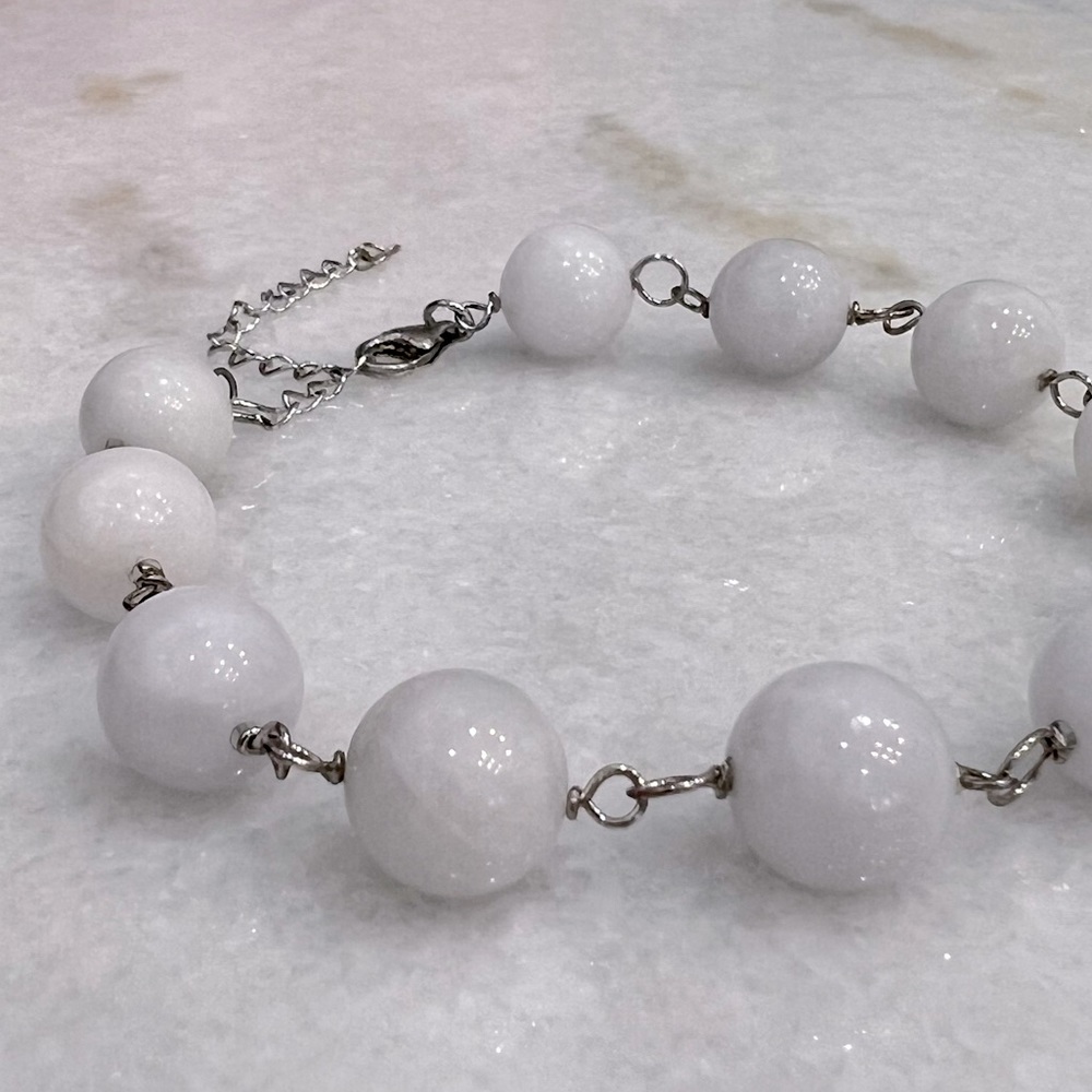 Burmese White Jade Sterling Silver Station Bracelet & Drop Earrings - Picture 4 of 11
